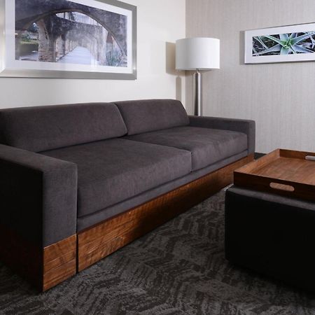 Springhill Suites By Marriott San Antonio Northwest At The Rim Extérieur photo
